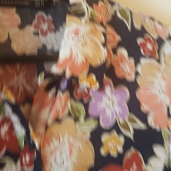 ZARA Floral dress. - Picture 4 of 8